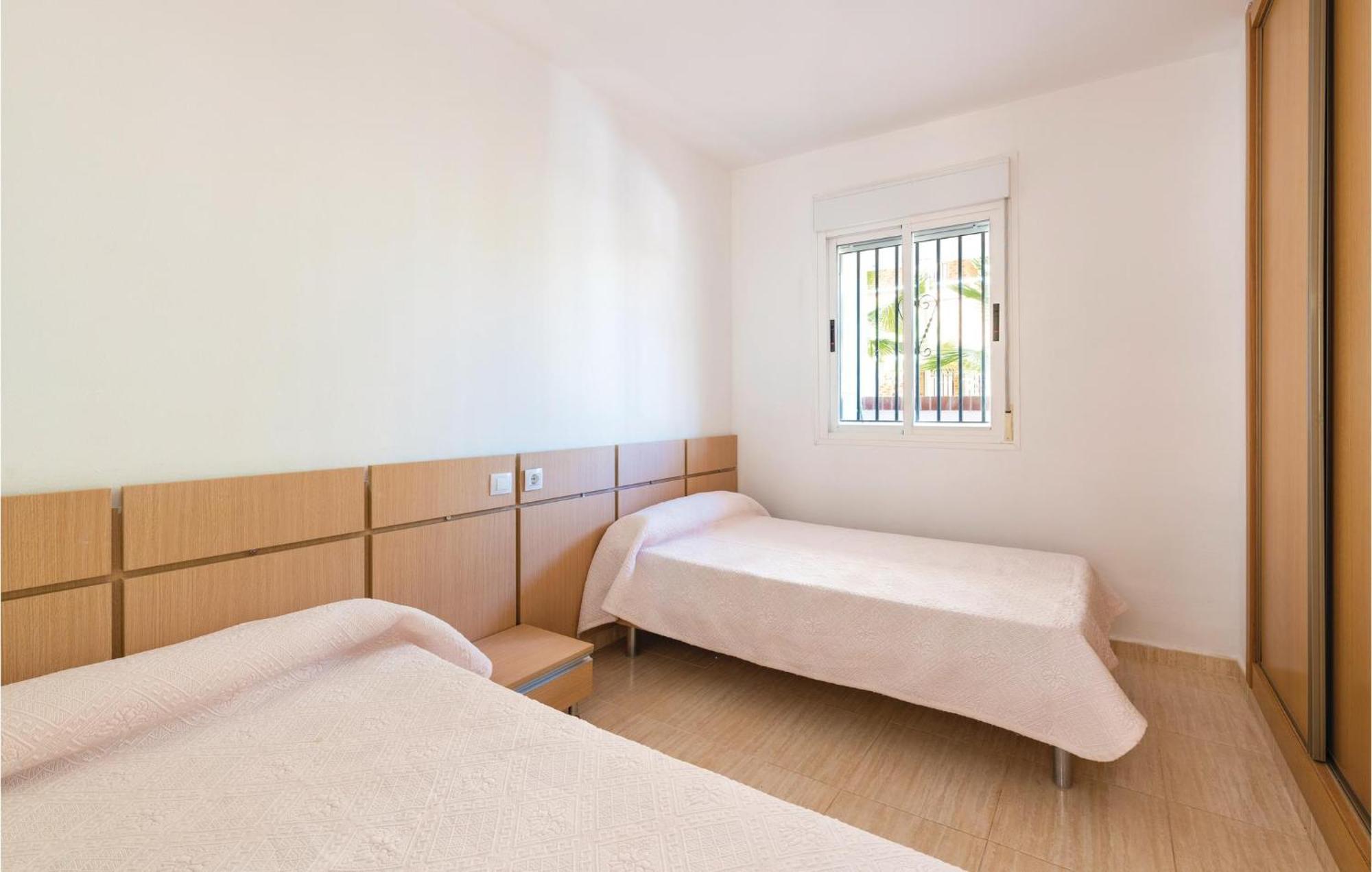 Amazing Apartment In Oropesa Del Mar With Kitchen 외부 사진