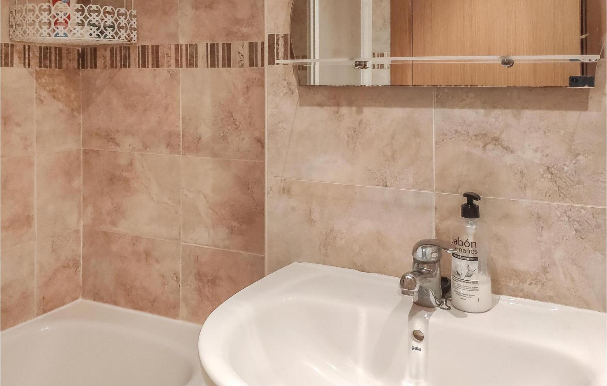 Amazing Apartment In Oropesa Del Mar With Kitchen 외부 사진