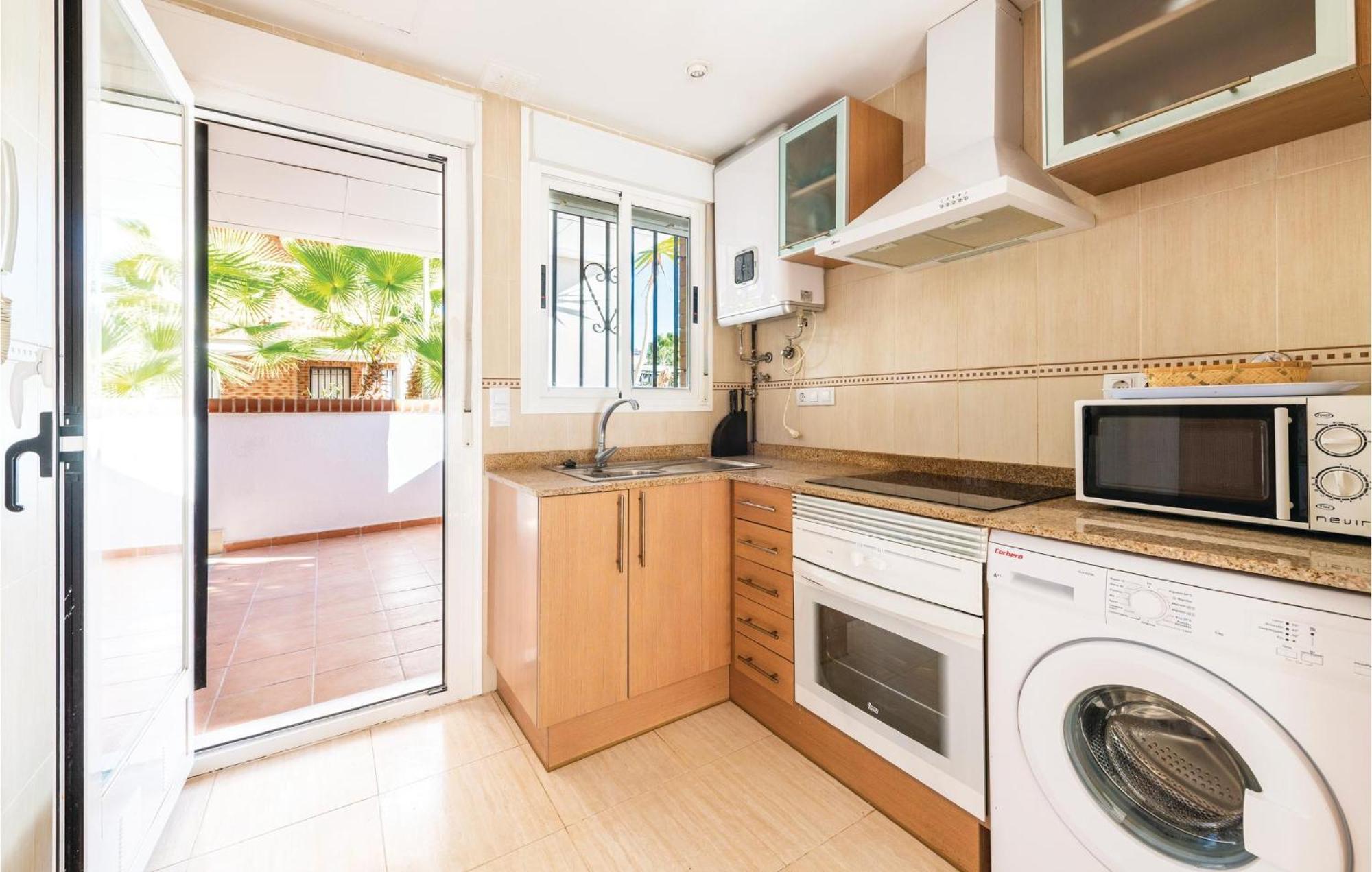 Amazing Apartment In Oropesa Del Mar With Kitchen 외부 사진