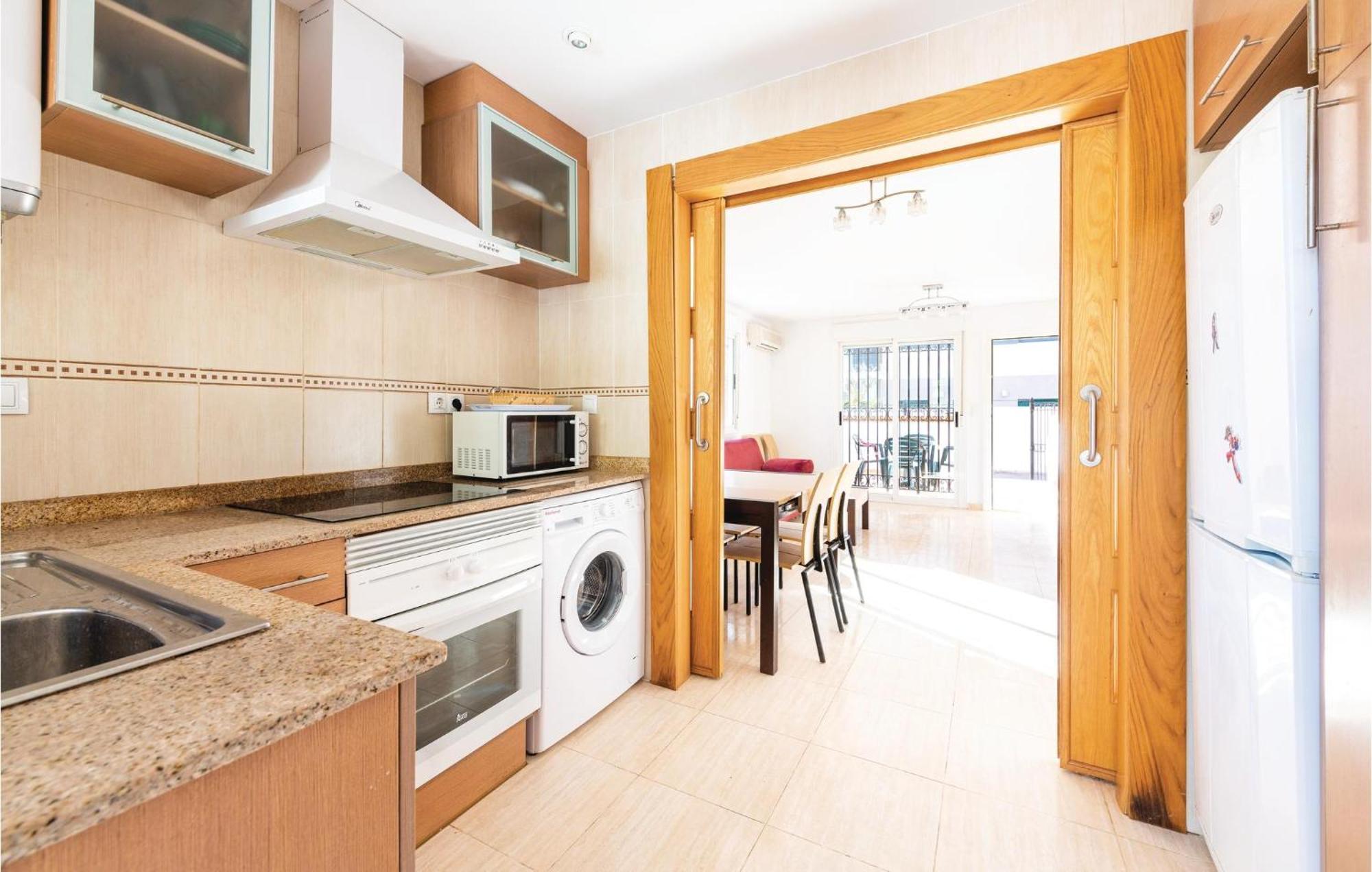 Amazing Apartment In Oropesa Del Mar With Kitchen 외부 사진